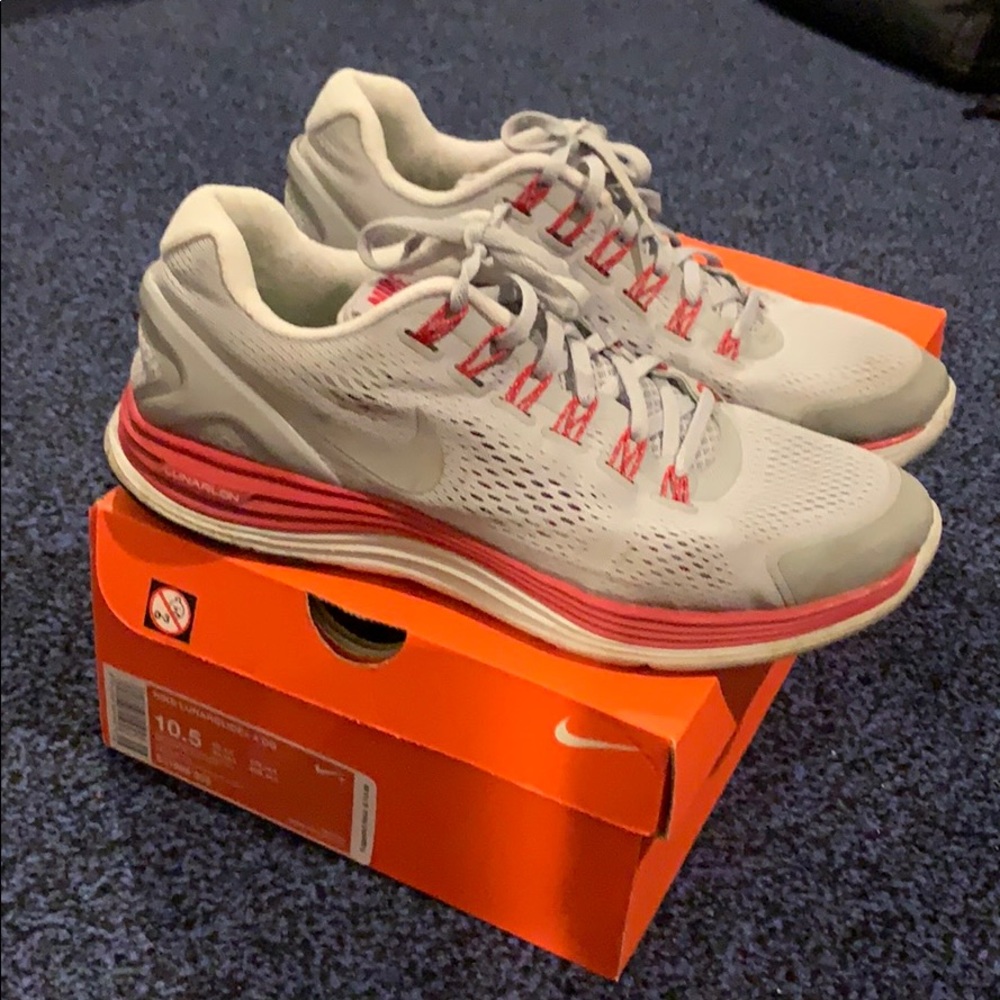 Nike shoes lunarglide